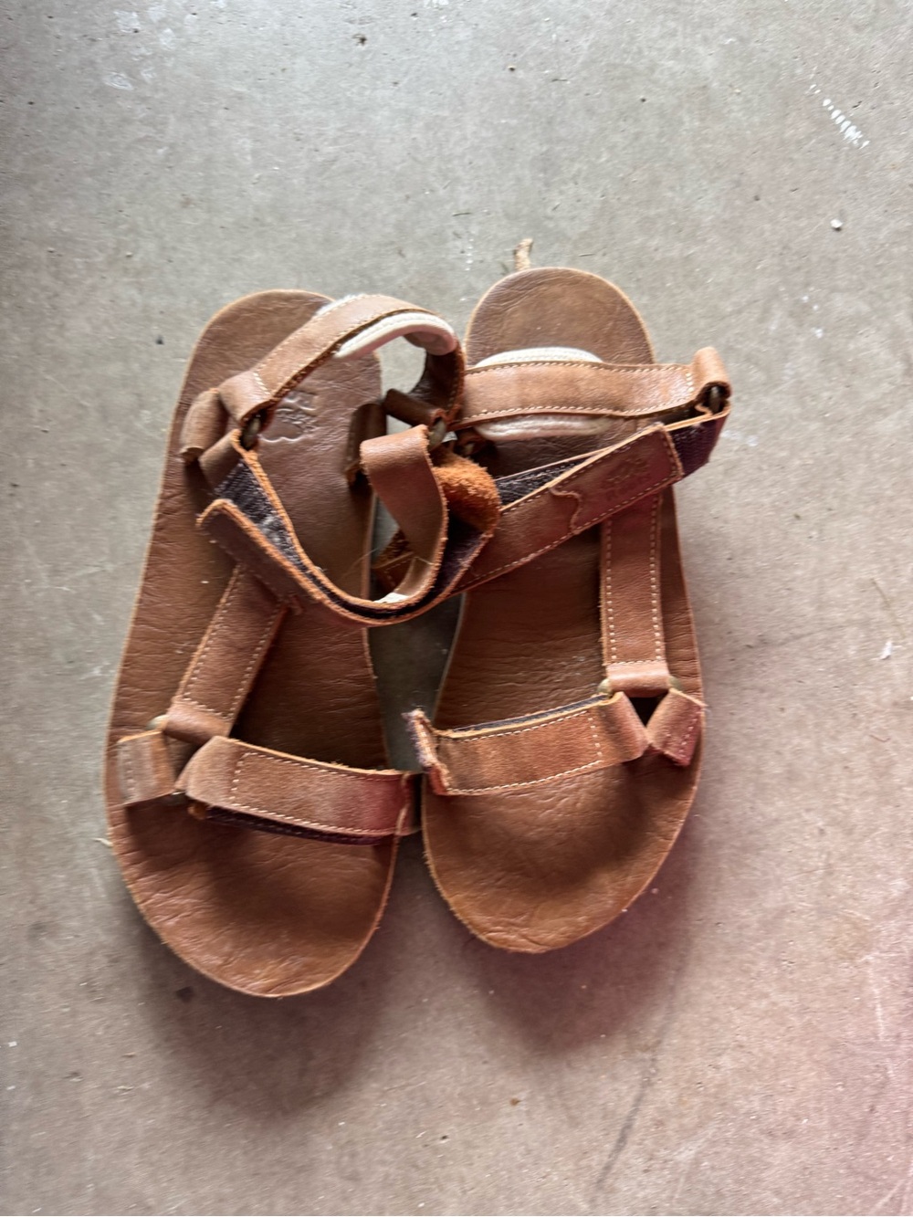 Roots Brown Leather Strappy Sandals